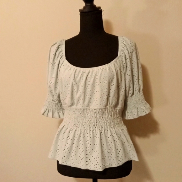 NWT Urban Romantics Green Puff Sleeve Smocked Waist Eyelet Peplum Top Size Large - Picture 1 of 5